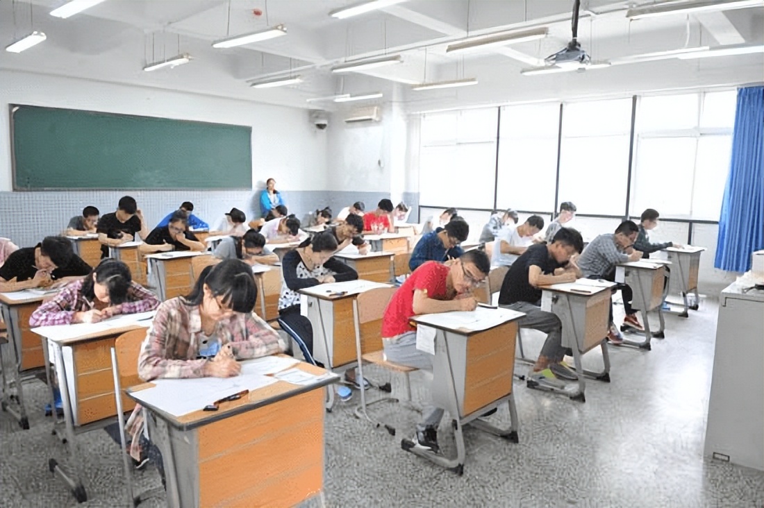 来自塔里木《塔河文苑》诗歌:北方南方冬天之猜想