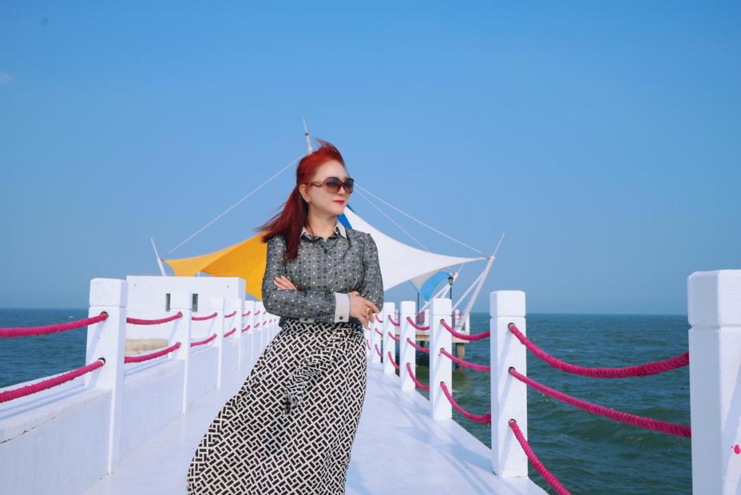 圣蓝张亚玲,圣篮张亚玲