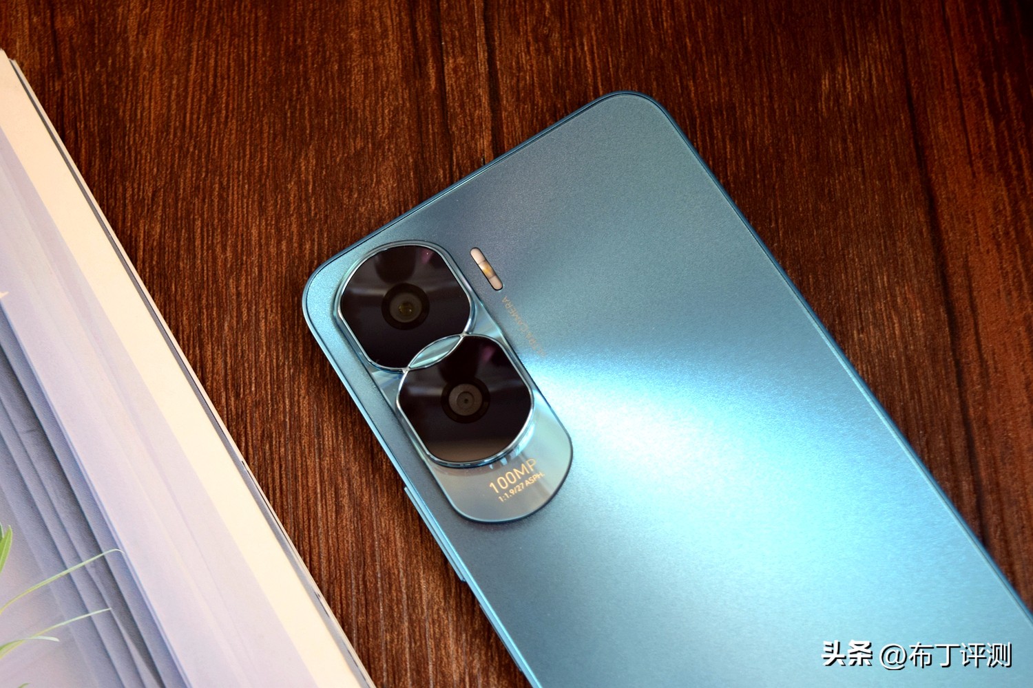 小米note12pro极速版和荣耀x50i,荣耀x50i的一亿像素怎么使用