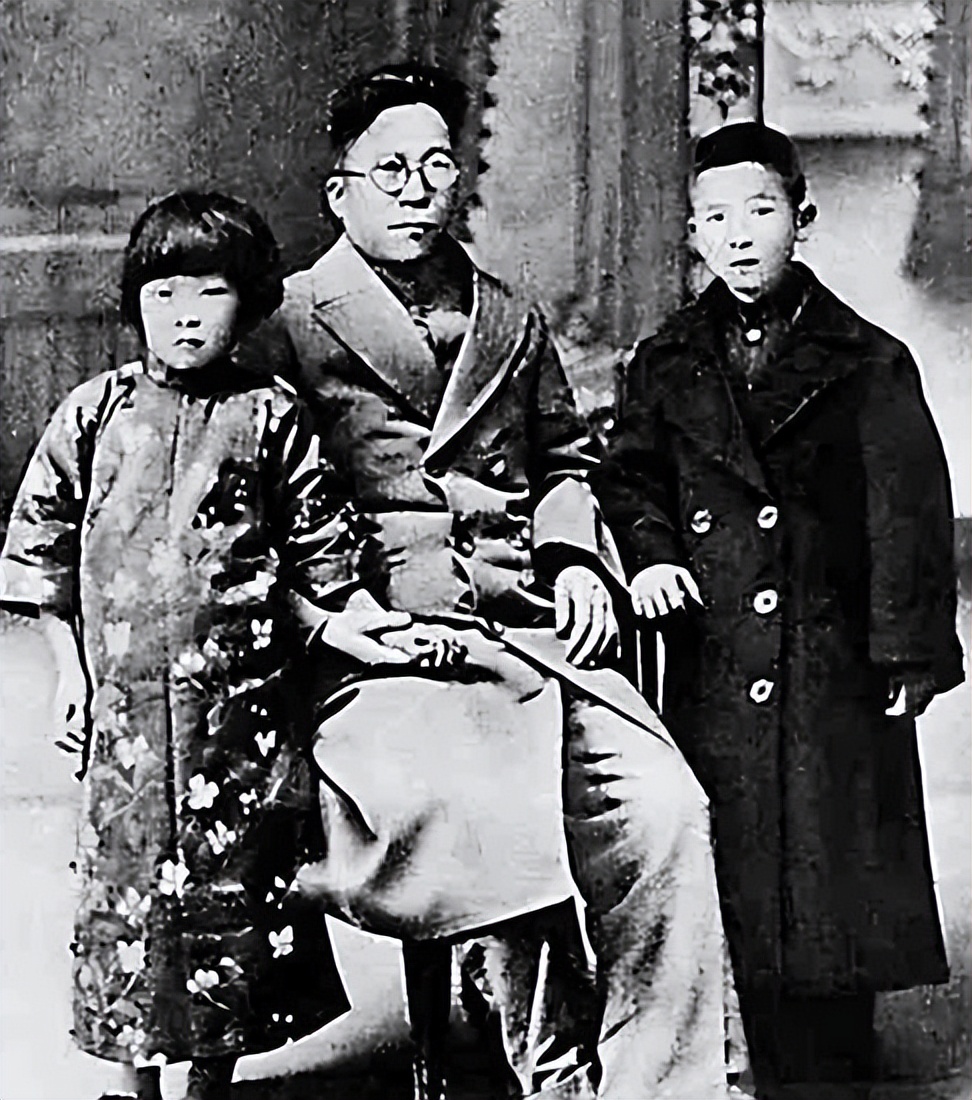 “西安事变”25年后，杨虎城之子向周总理坦言：有一件事我不甘心