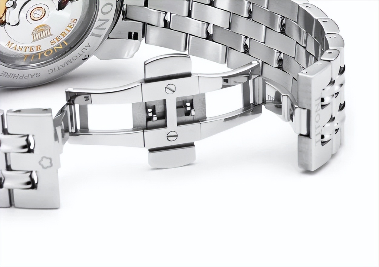 梅花大师系列机械表能手动上弦吗,梅花手表大师系列是最好的吗