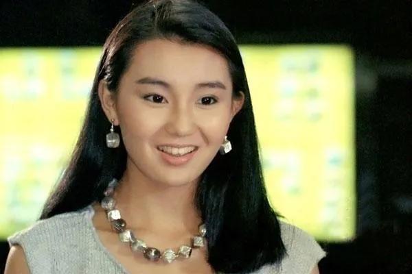 张曼玉从年轻到年老 (张曼玉35年容貌盘点)