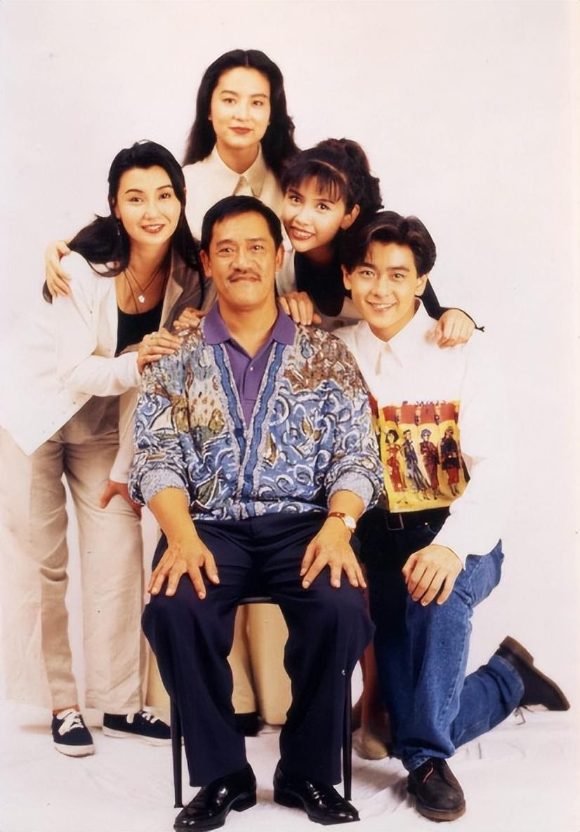 他买11栋楼，坐拥35亿身家，为何儿子还被女方嫌“穷”？