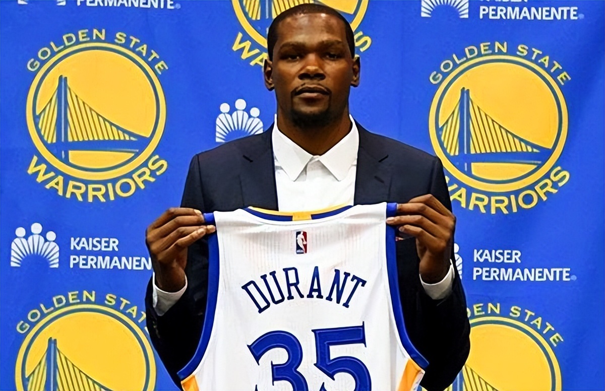 比1-3落后湖人更恐怖的，是金州勇士“篮球哲学”的全面过时