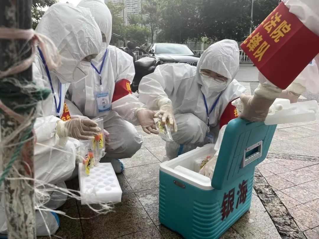 他们用血肉之躯筑起长城,他们用血肉之躯筑牢生命屏障