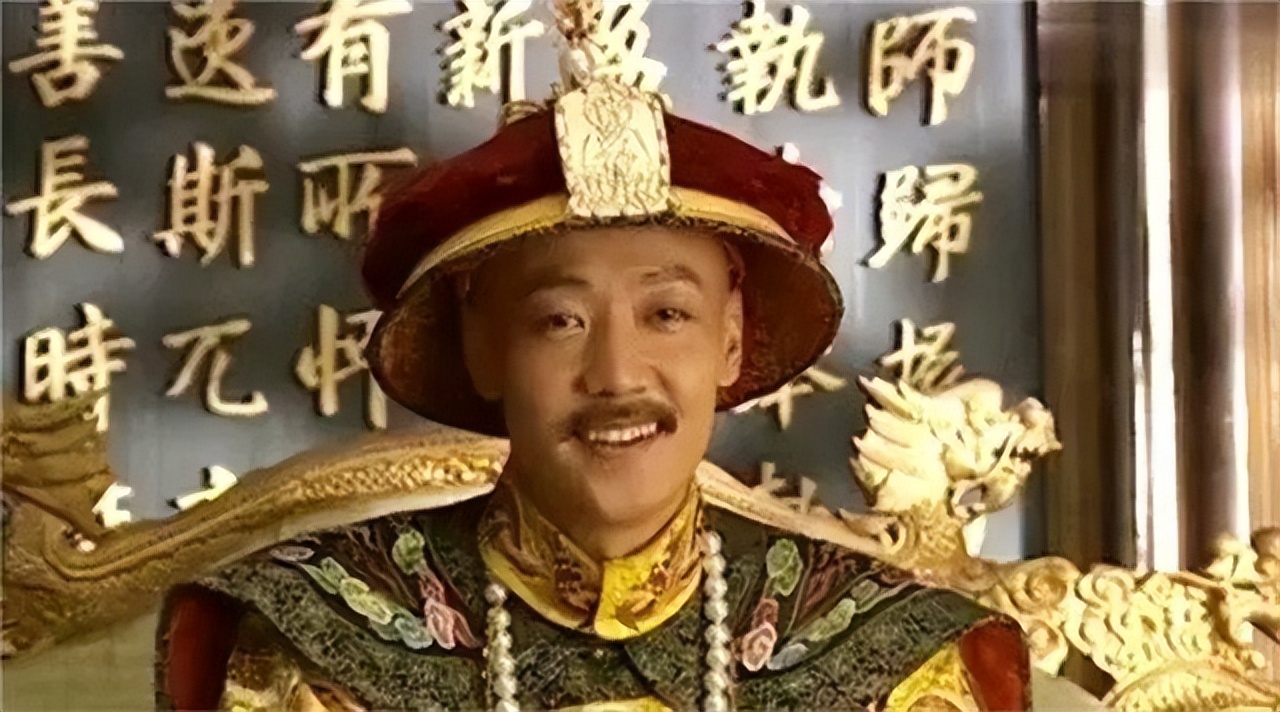 为什么嘉庆皇帝很平庸,嘉庆皇帝历史上是怎么评价他的