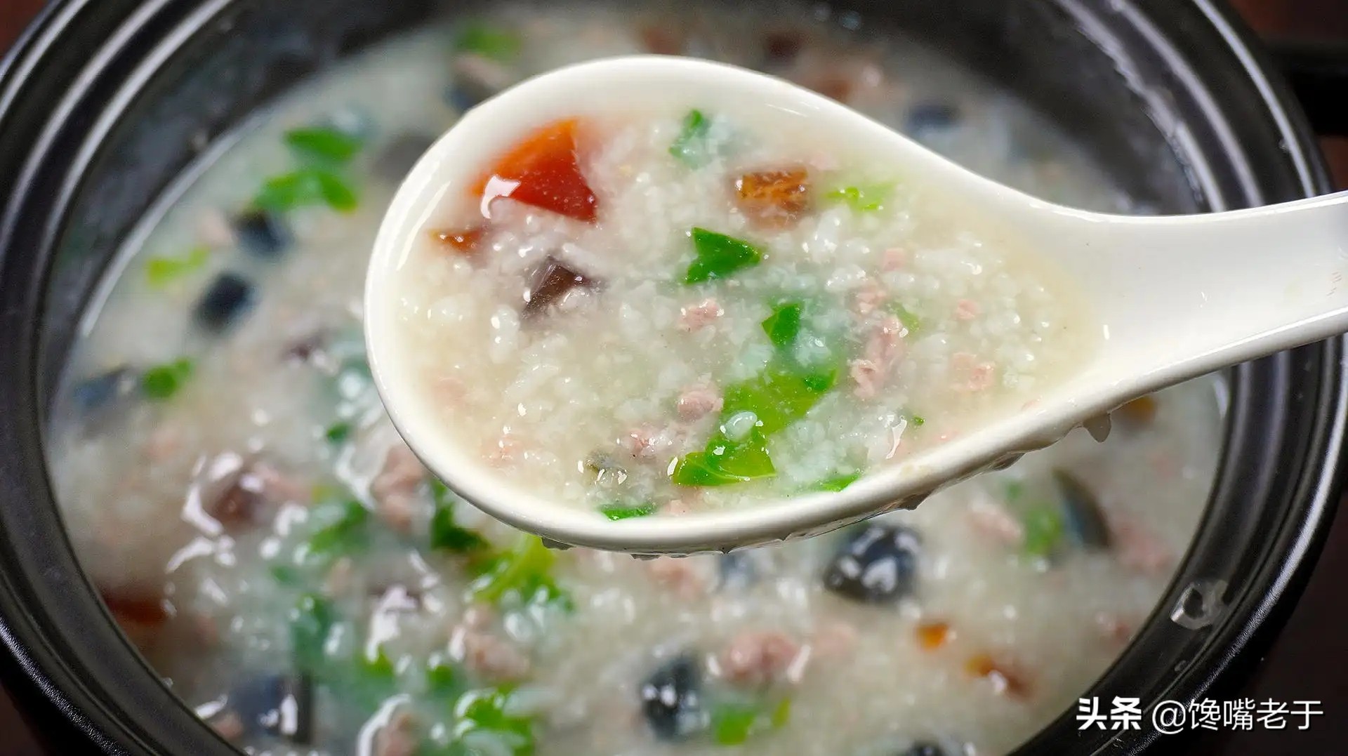 刚买回来的皮蛋还要煮吗,皮蛋蛋清部分化了能吃吗