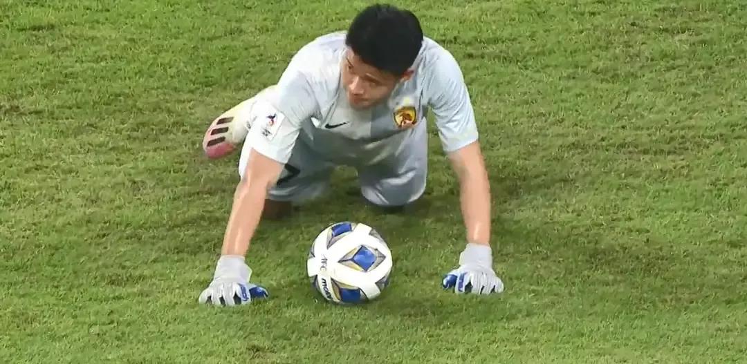 到底怎么样才能拯救中国足球,谁能拯救中国足球的未来