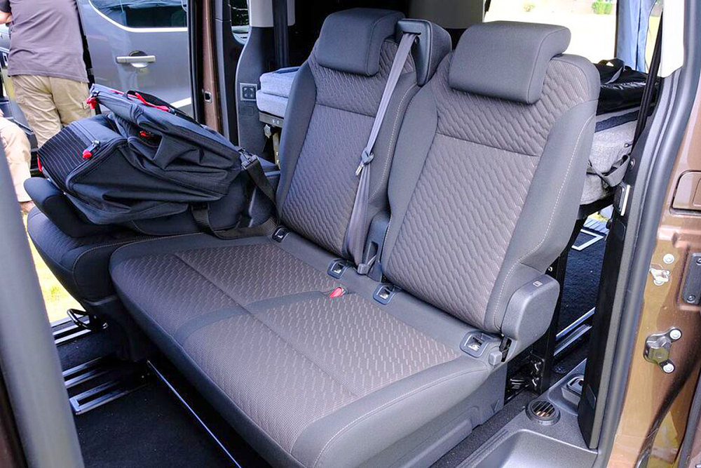 雪铁龙面包车自驾游,雪铁龙户外露营车