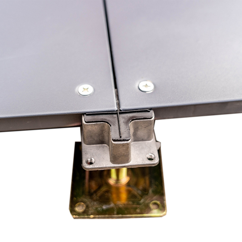 惠丰防静电:防静电地板在学校机房内的应用