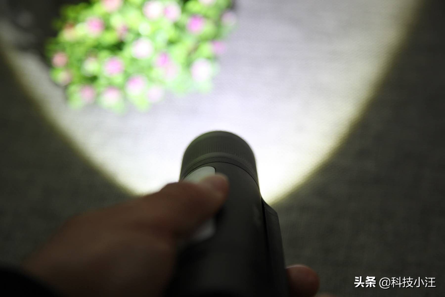 多功能手电筒四合一实用吗,全能超强手电筒