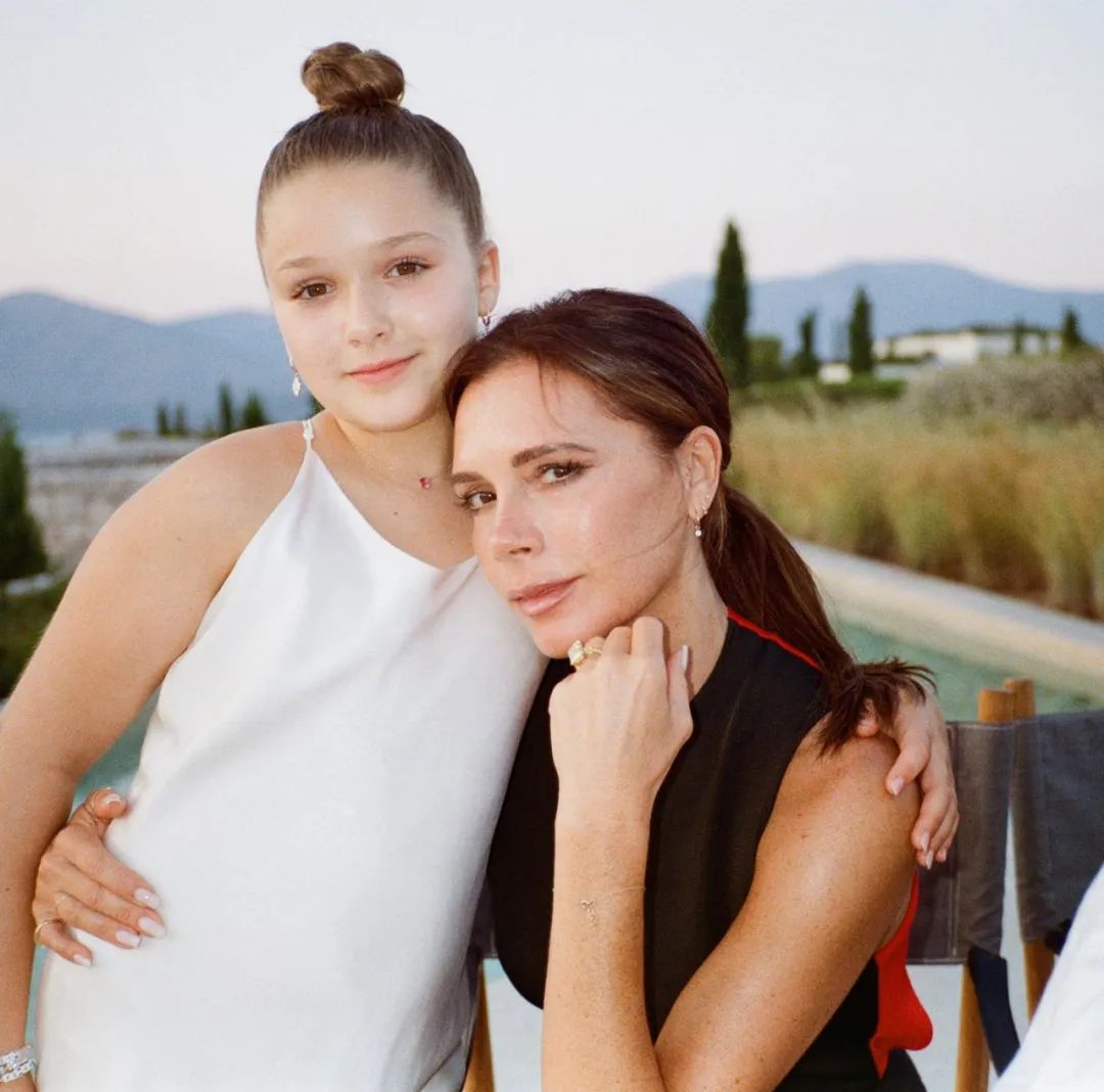 贝克汉姆女儿化妆,贝克汉姆不用化妆