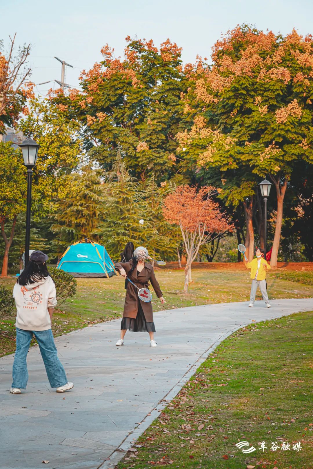 秋日暖阳骑行绿道,骑车绕城绿道值得打卡的推荐