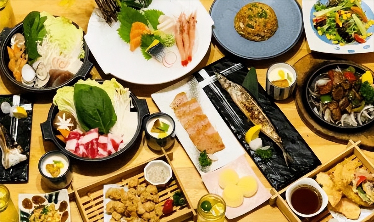 日本人泡温泉长寿,世界最长寿的人在日本常去泡温泉