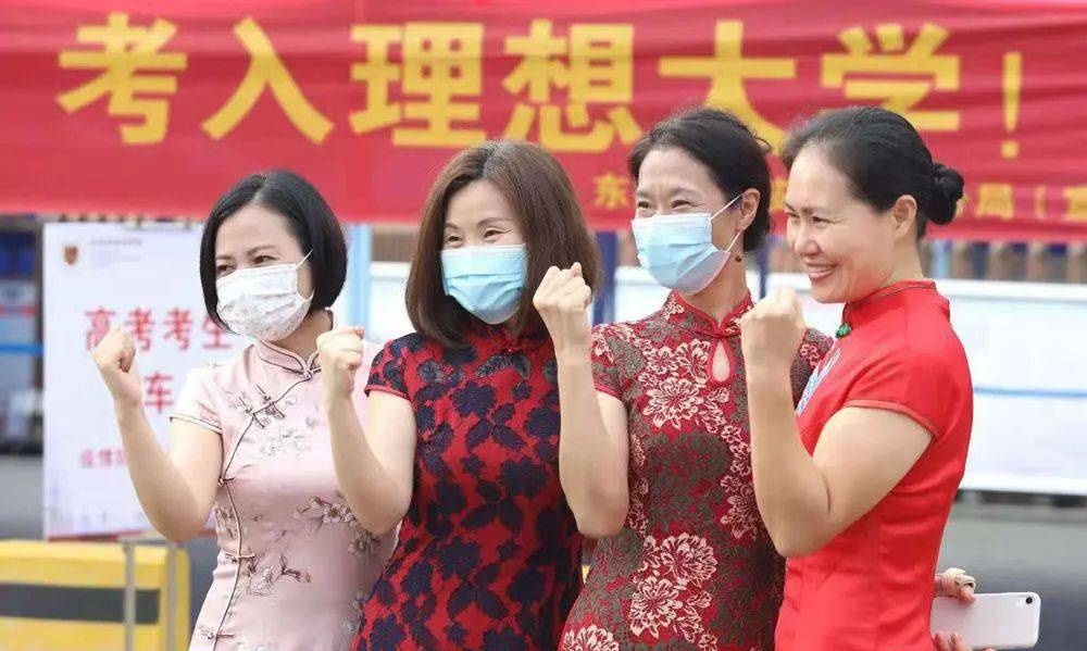 学霸提前交卷,学霸考150分因为试卷只有150分