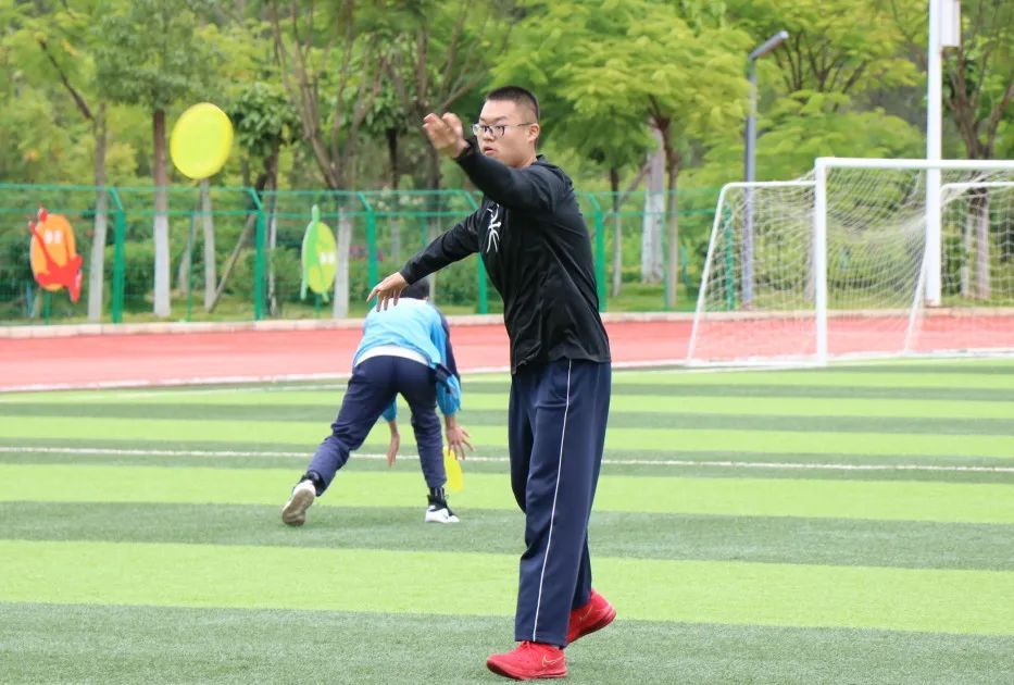 喜迎二十大|用运动谱写青春之歌