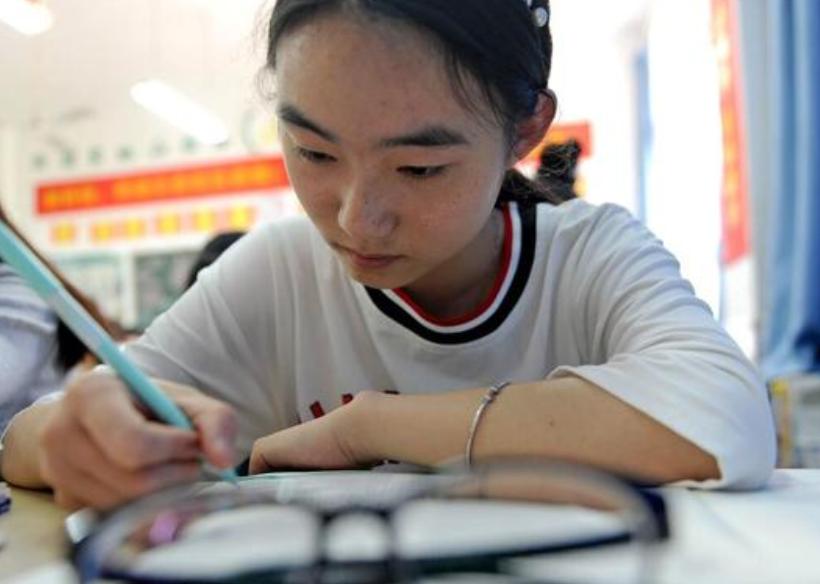 让孩子学习自律家长该怎样做,怎样把孩子培养成一个自律的人