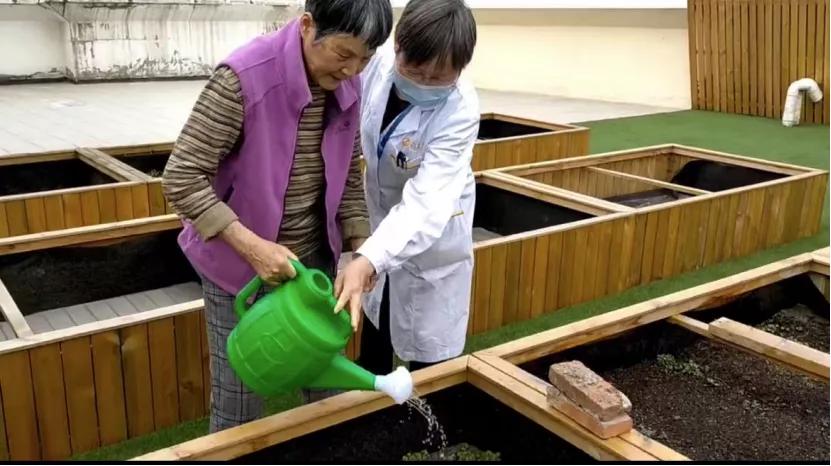 你能给他们什么帮助,及时给予帮助