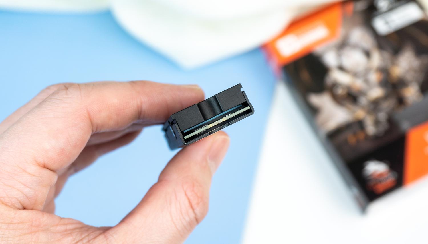 ps4和ps5的p5r哪个建议入手,ps5值得入手的其他配置