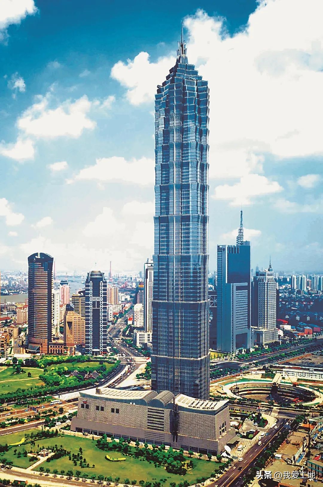 不平凡的1983合集一口气看完,不平凡的2007年