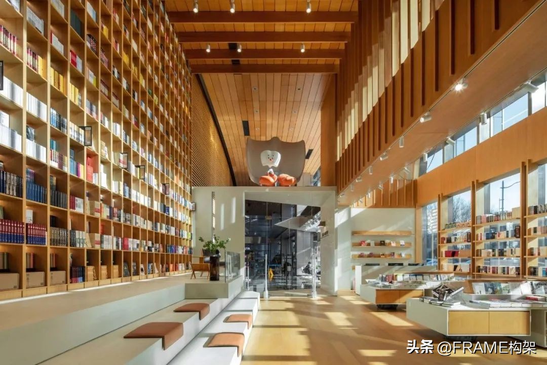 中国的网红书店,网红书店是颜值重要还是内涵重要