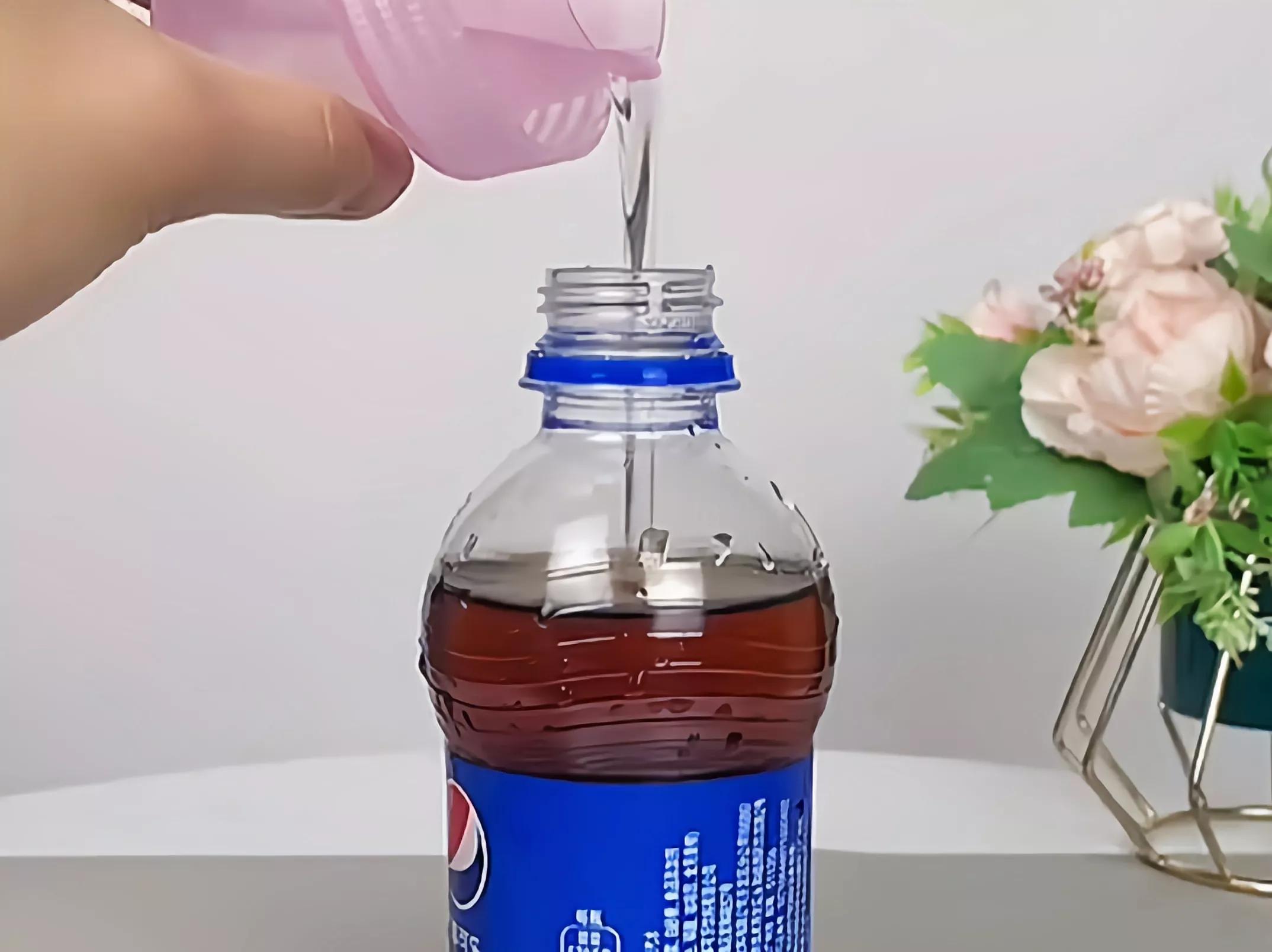 生活小妙招502配小苏打,不用胶水只用小苏打牙膏做起泡胶