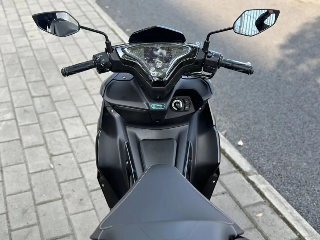 雅马哈aerosportsx换侧包围,雅马哈aerosports试驾