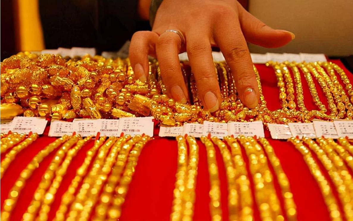 ido的钻石是怎么来的 (攒金豆的年轻人)