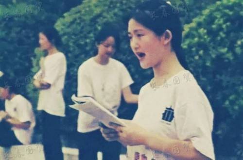 谢娜回归快乐大本营能否再次登顶,谢娜回归快乐大本营开场秀慢动作