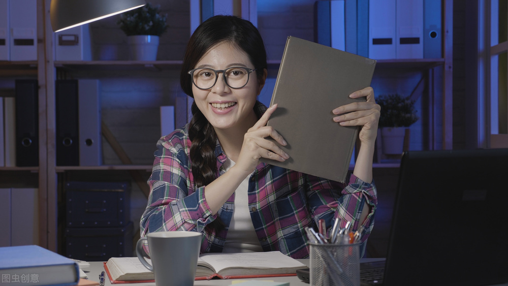 医生接诊36名患者,6名医生接力救心梗病人