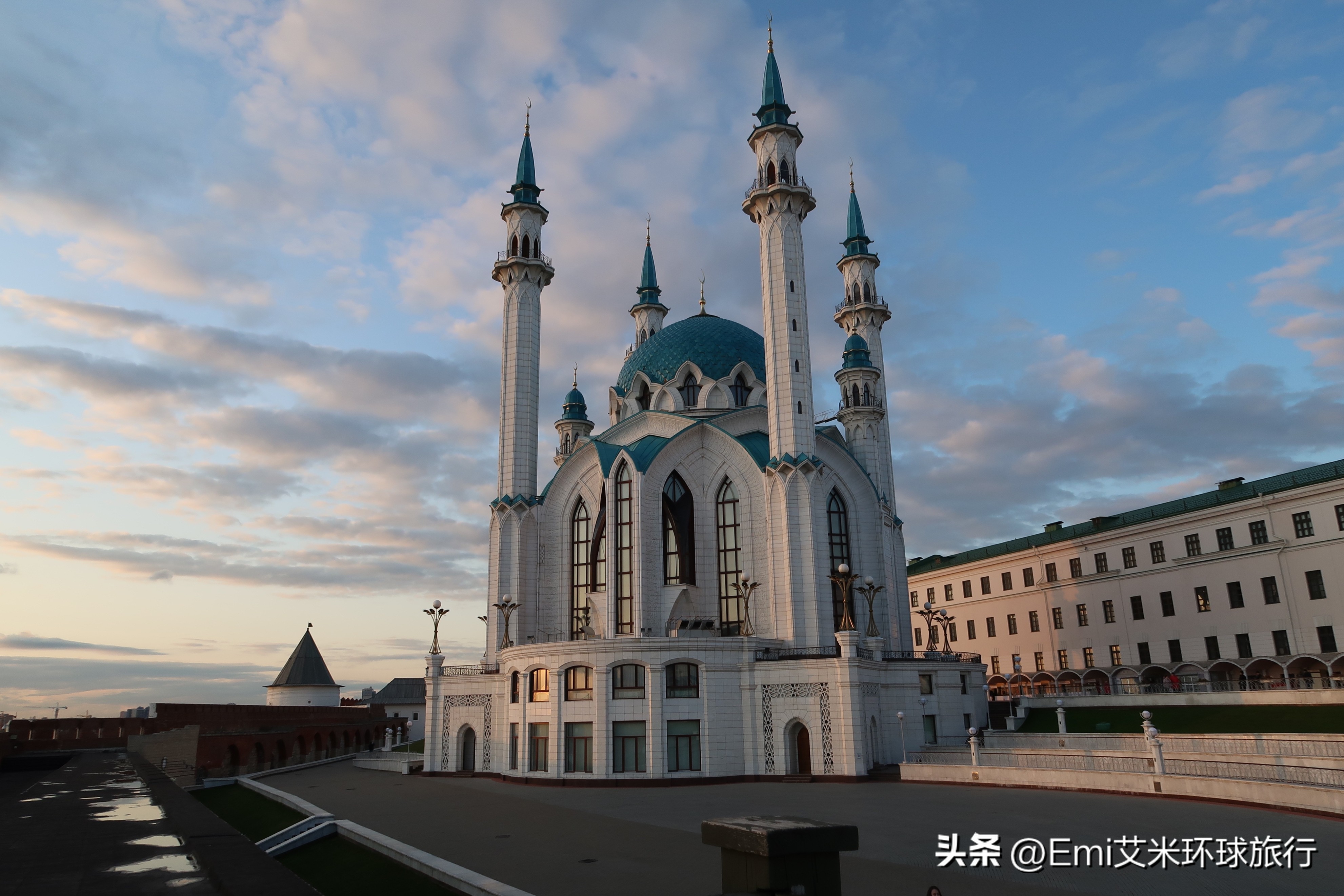 俄罗斯公路遇警察,俄罗斯路上遇到特警