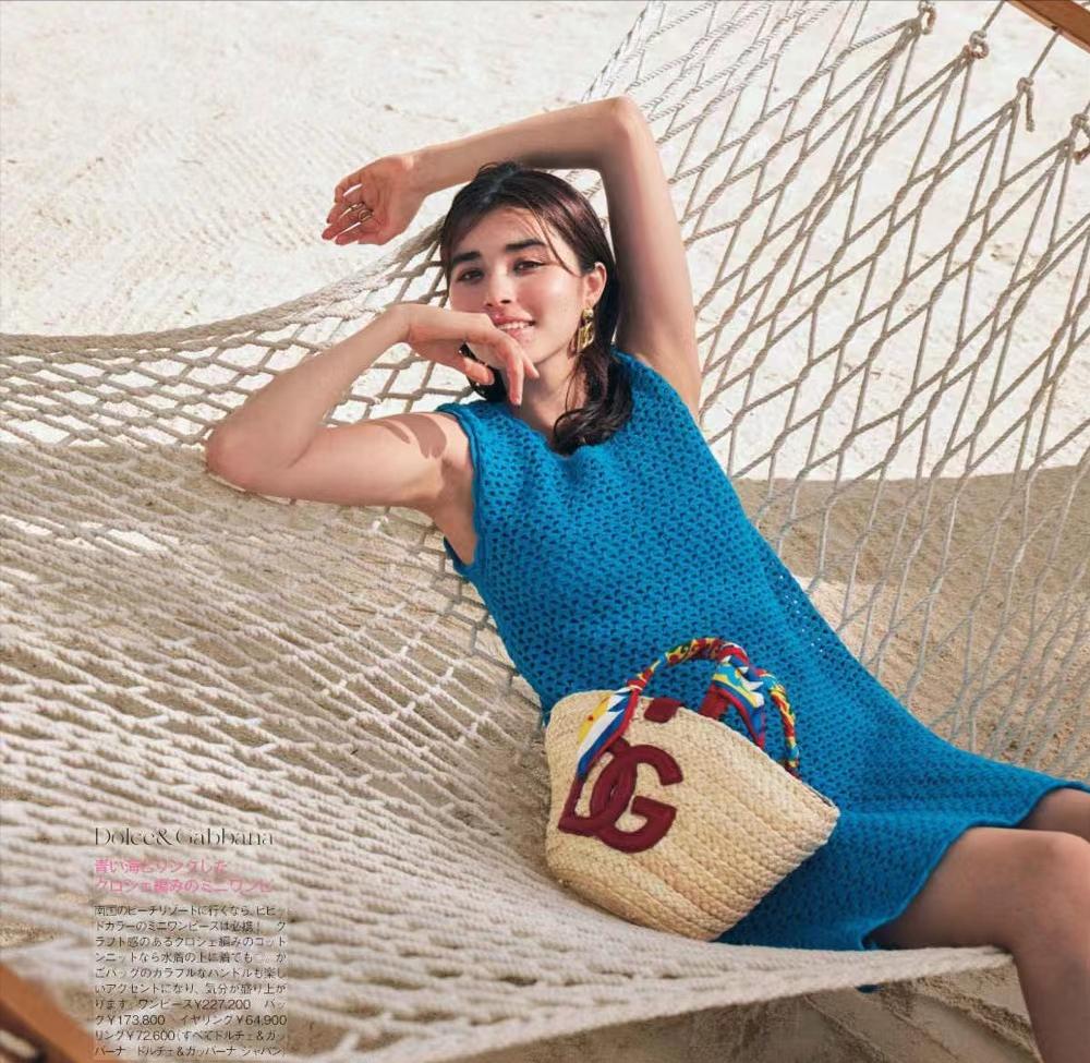 夏天穿衣如何配色经典又高级,夏季配色穿搭技巧