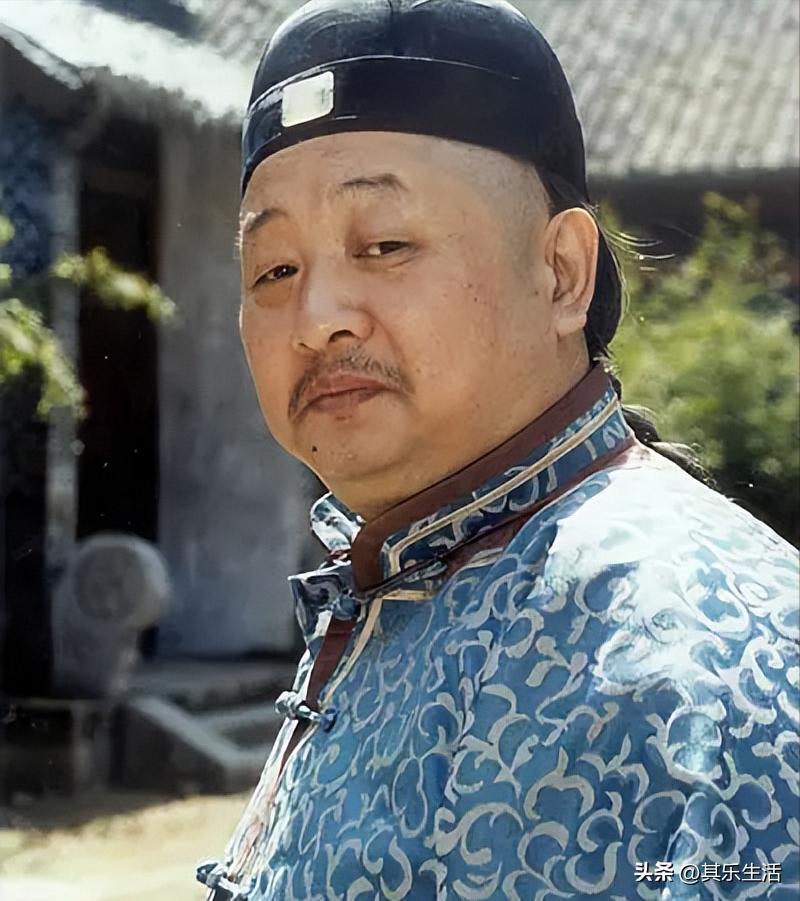 九岁县太爷演员今昔对比,九岁县太爷扮演者现在长什么样