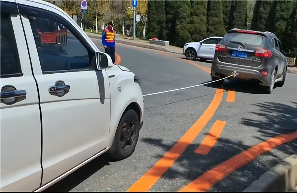 全网最帅交警小哥,一千多万粉丝的网红交警