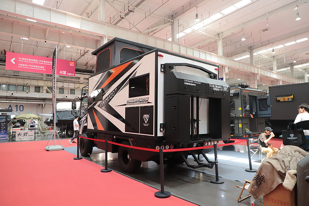 700p房车征服猎鹰,猎鹰700p越野房车车顶帐篷