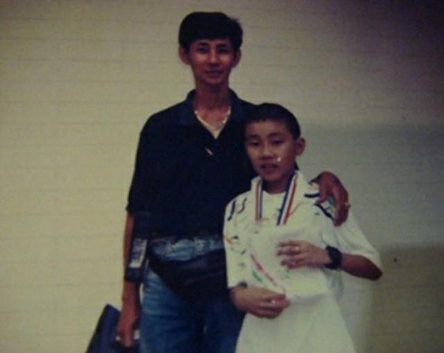 李宗伟患癌后复出视频,李宗伟早期鼻癌症状