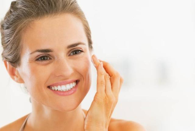 女人45到55岁是“关键期”，为了健康，这5件事尽量避免