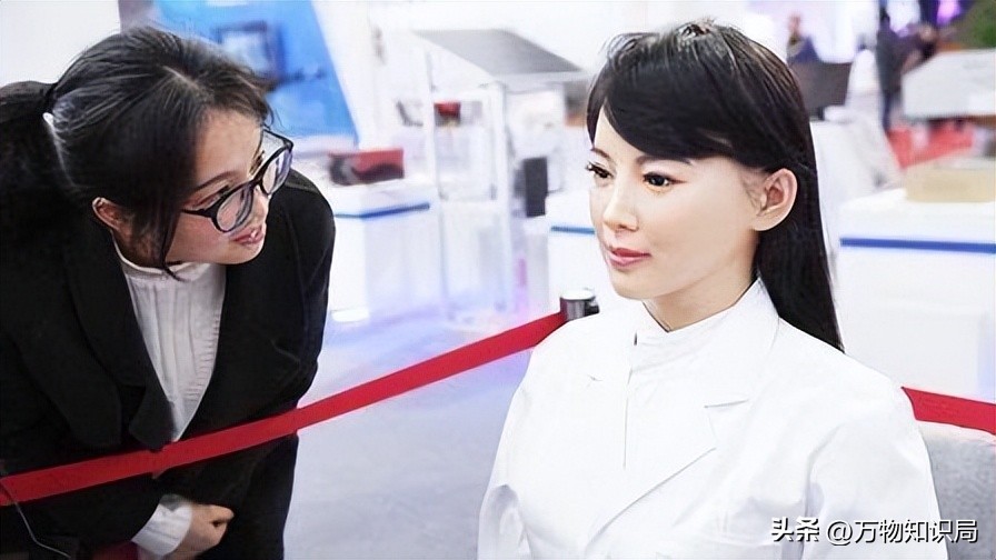 日本仿真机器人索菲亚,日本造出机器人老婆