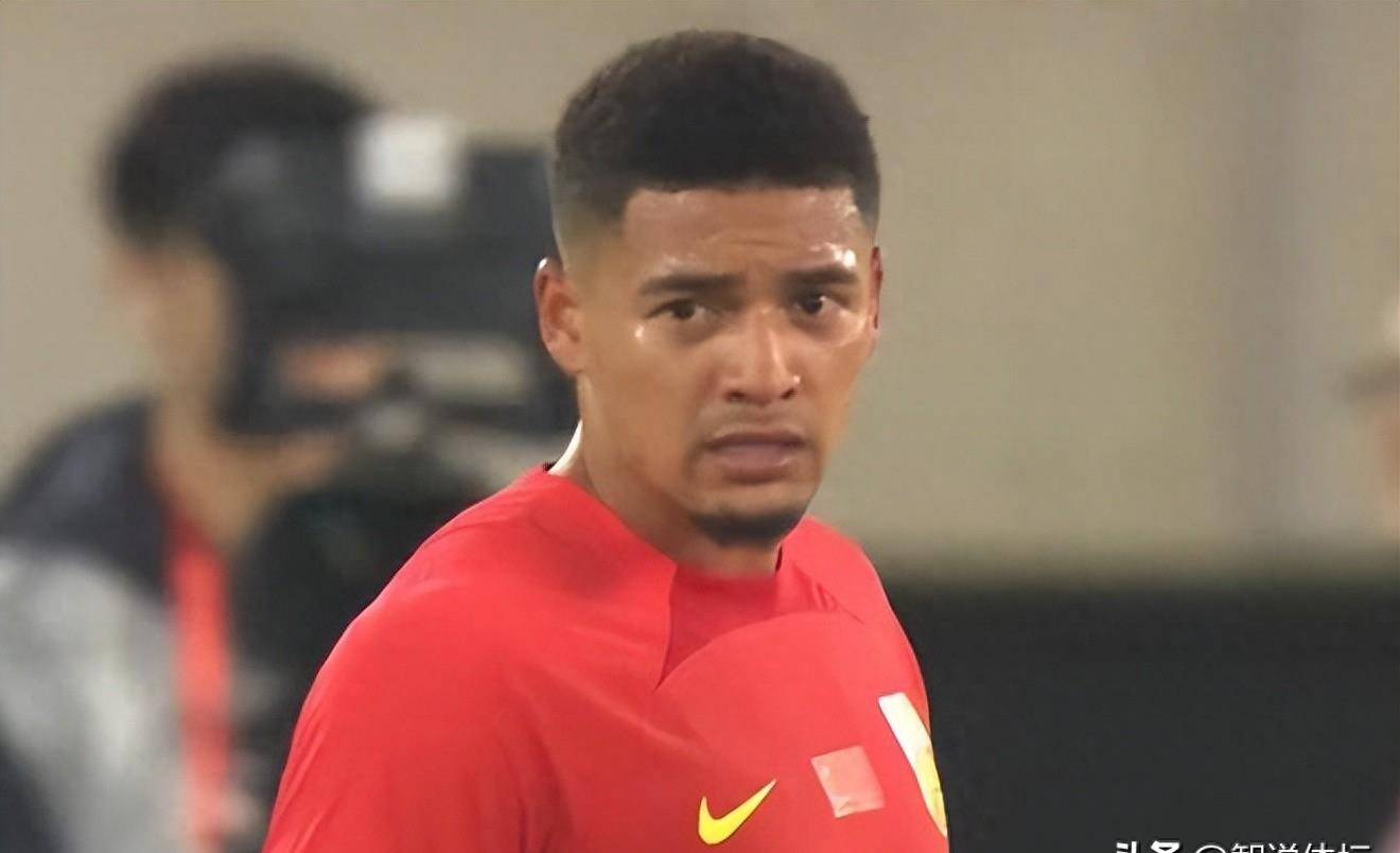 韦世豪和王大雷国足图片,韦世豪回鲁能王大雷