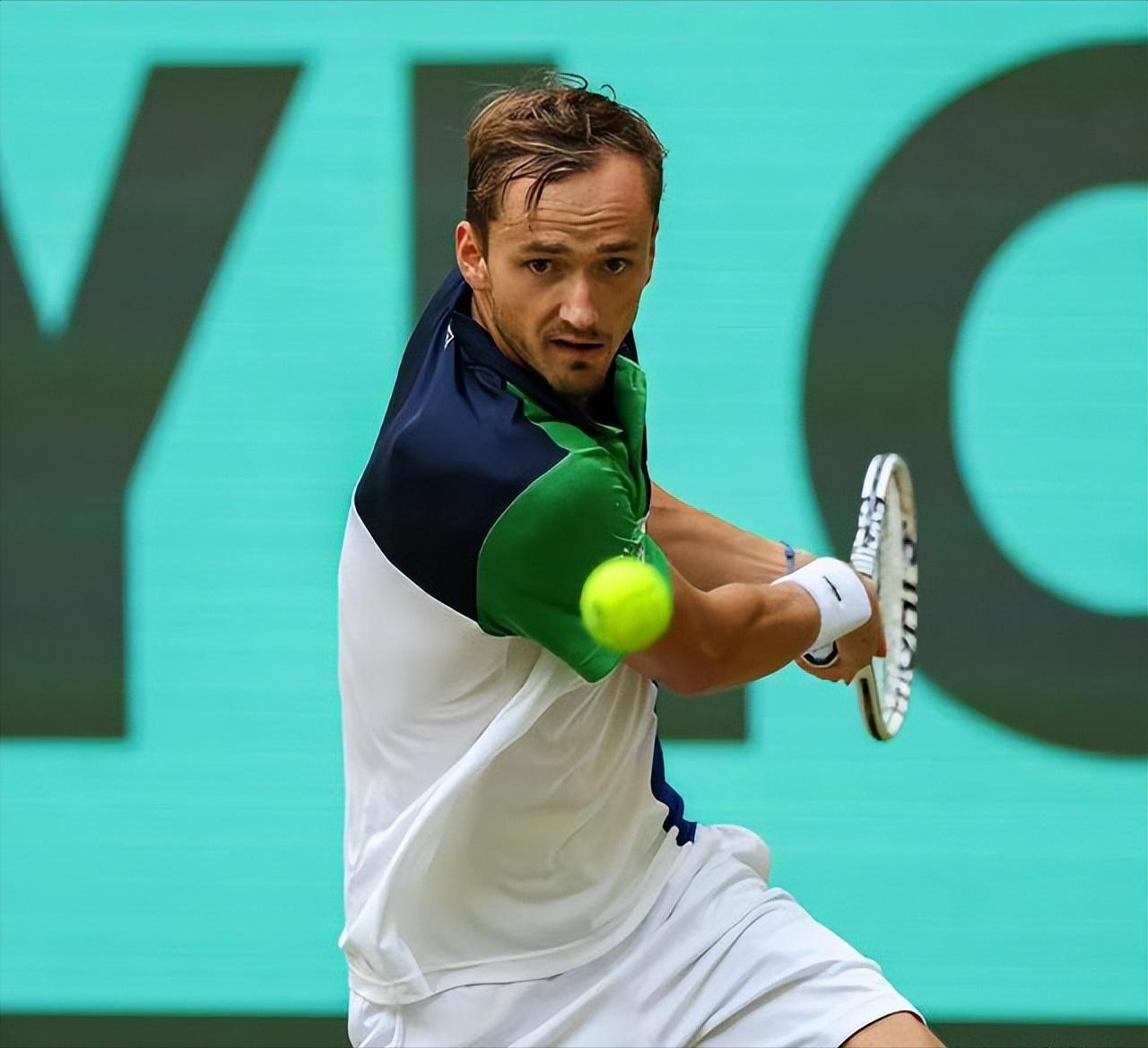 世界第一惨败+五连亚!梅总怒吼,教练愤然离场,胡大师夺得首冠