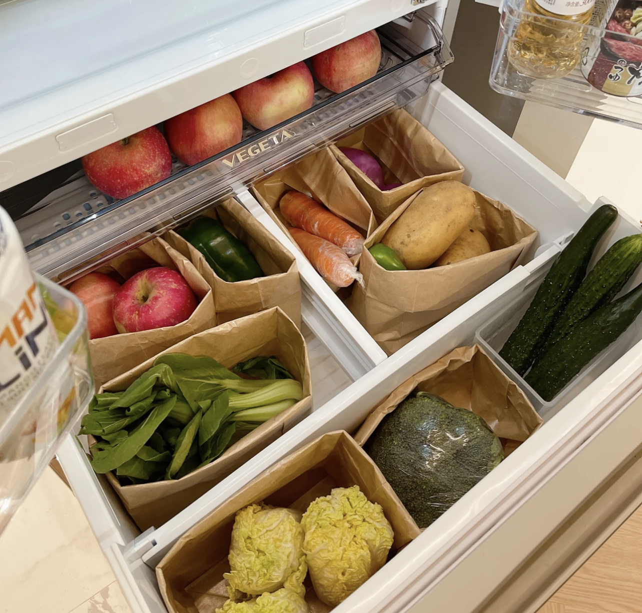 法式冰箱和十字四门冰箱哪个好,法式四门冰箱推荐海尔白色