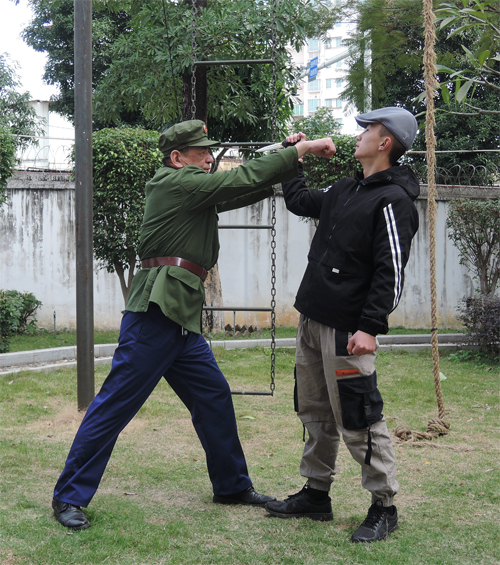 最新擒敌技术教材,男女格斗防身实用技巧