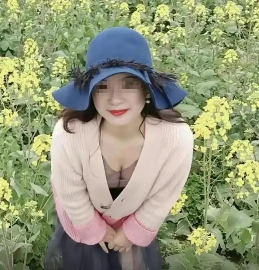 鐢垫闂ㄥコ涓昏,鍗椾含鐢垫濂冲鐓х墖