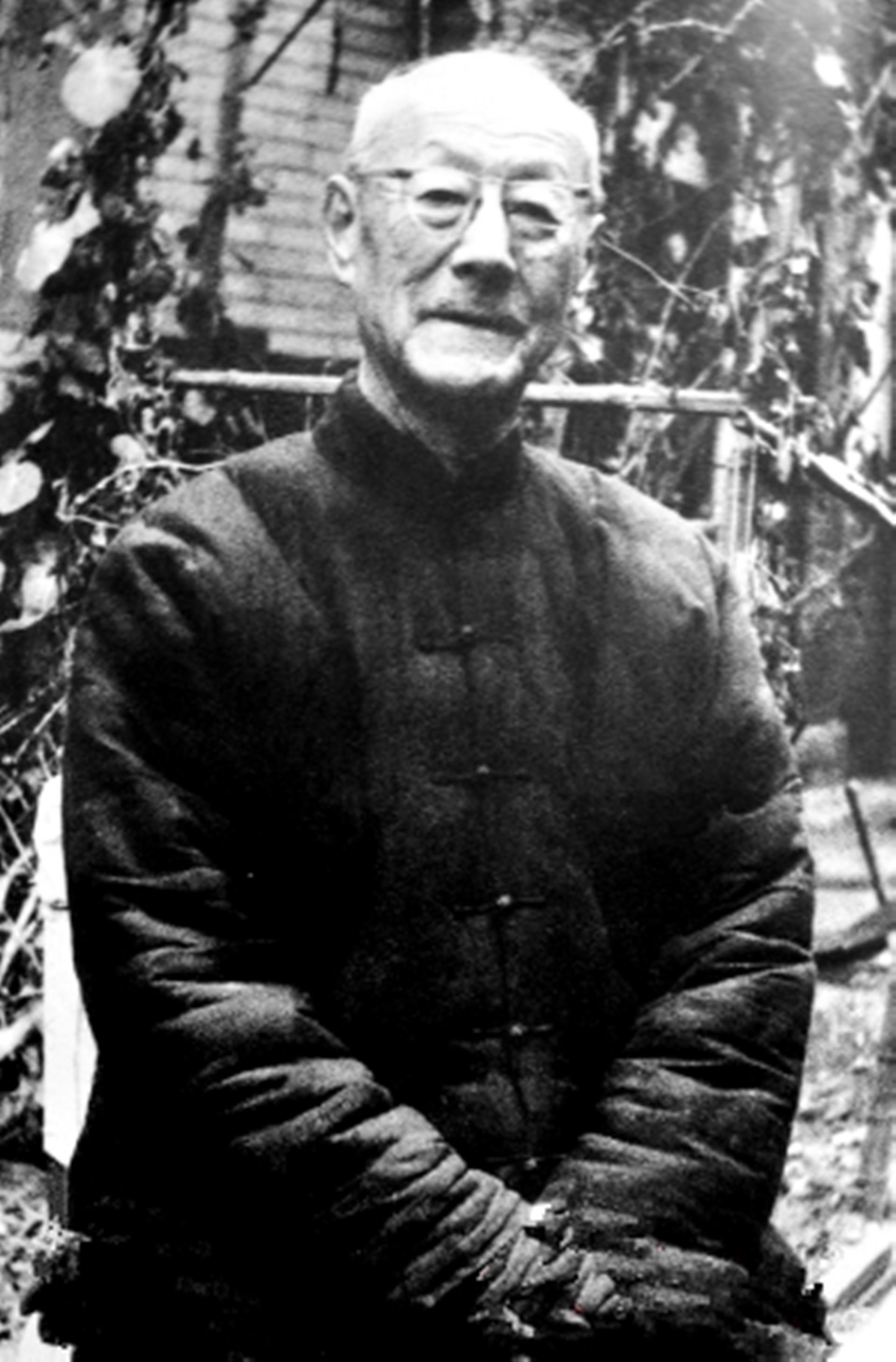 1972年陈毅追悼会上,毛主席看到一老人所作挽联:给他安排工作