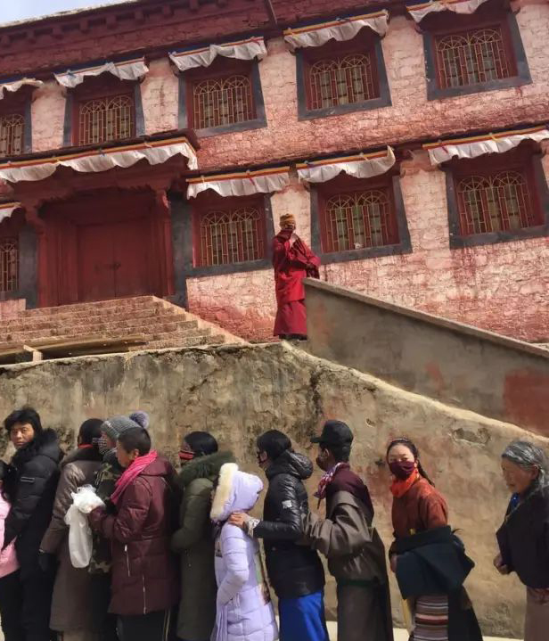 到达世界最美之城理塘,日光之城理塘