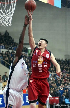 cba刘铁是哪个队主教练,巩晓彬加盟新疆男篮