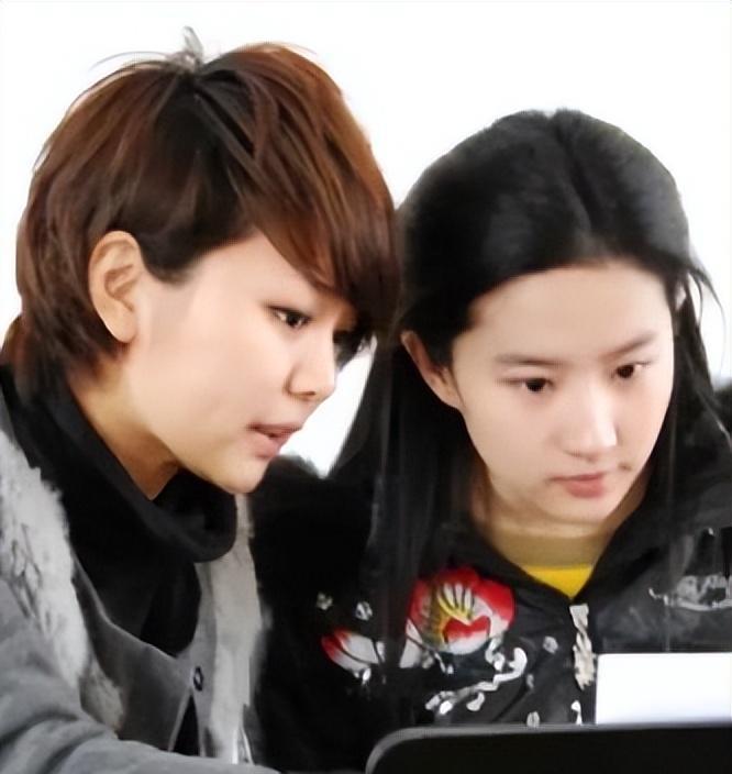 十大女星化妆前后对比,女星的素颜差距能有多大杨幂