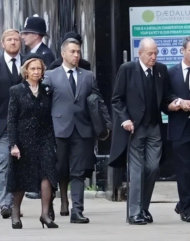 造谣儿子出轨？王室婆媳多年宫斗竟生出这么多瓜？