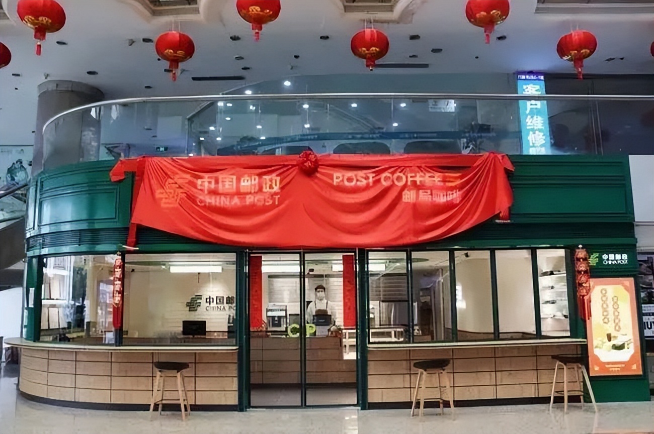 跨界品牌合作经典案例,经典品牌跨界开店