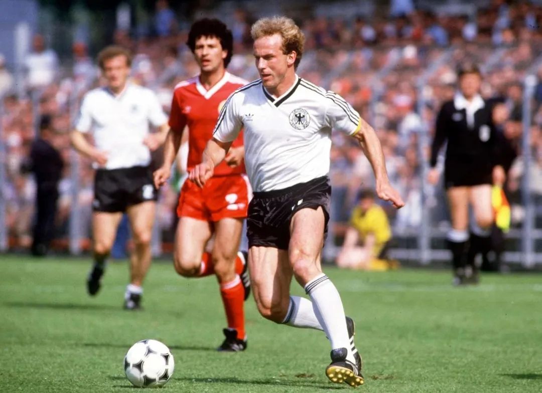 足球可以让我们学到的道理,足球告诉我们不要放弃的道理